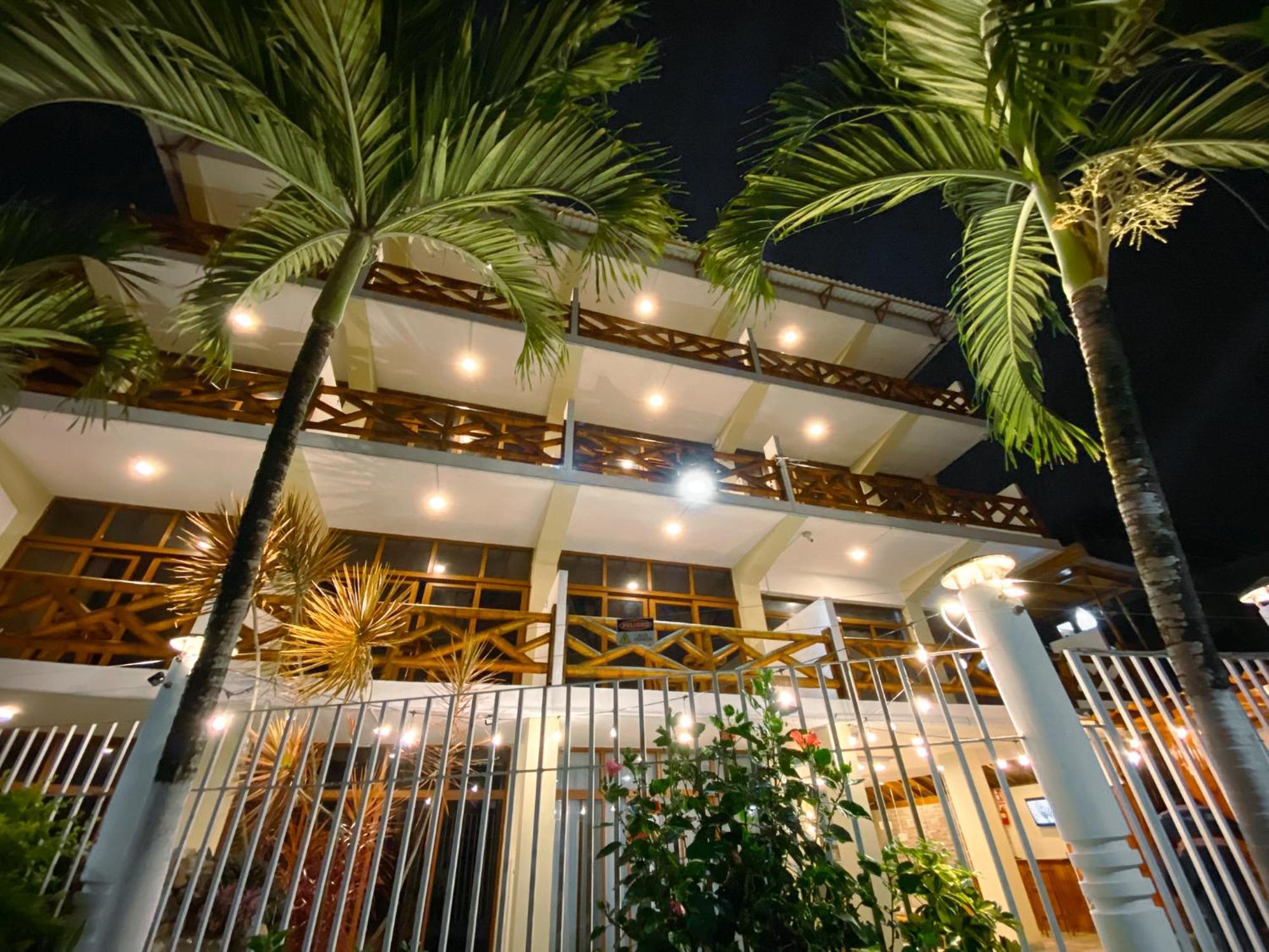 Hotel Sol Y Playa Montañita Exteriör bild